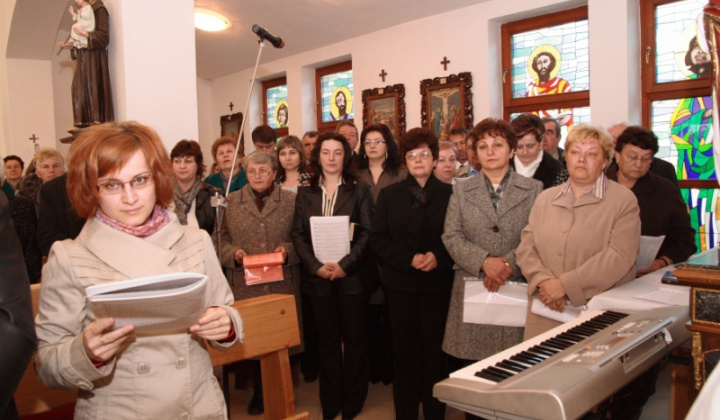 Veľká noc 2010 - Zbor spieva pašie