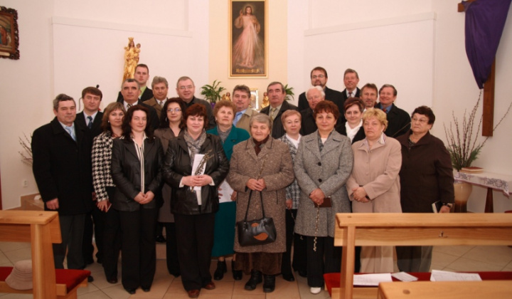 Veľká noc 2010 - Zbor spieva pašie