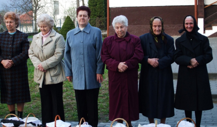 Veľká noc 2009 - svätenie jedál