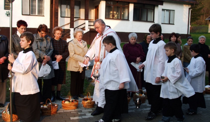Veľká noc 2009 - svätenie jedál