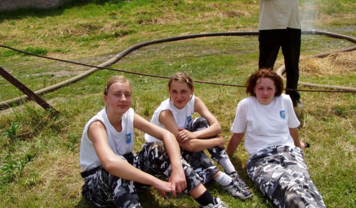 2004
