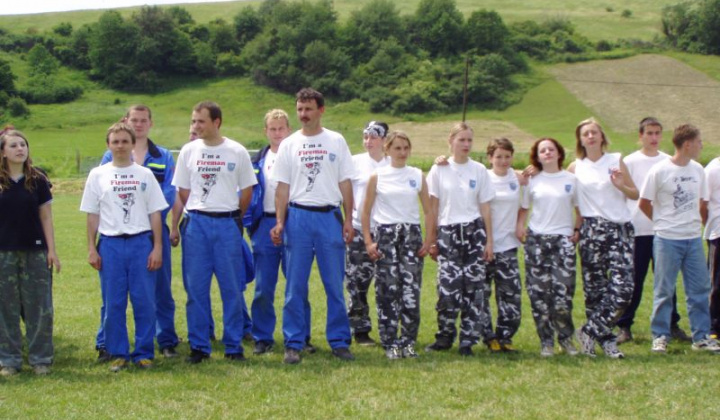 2004